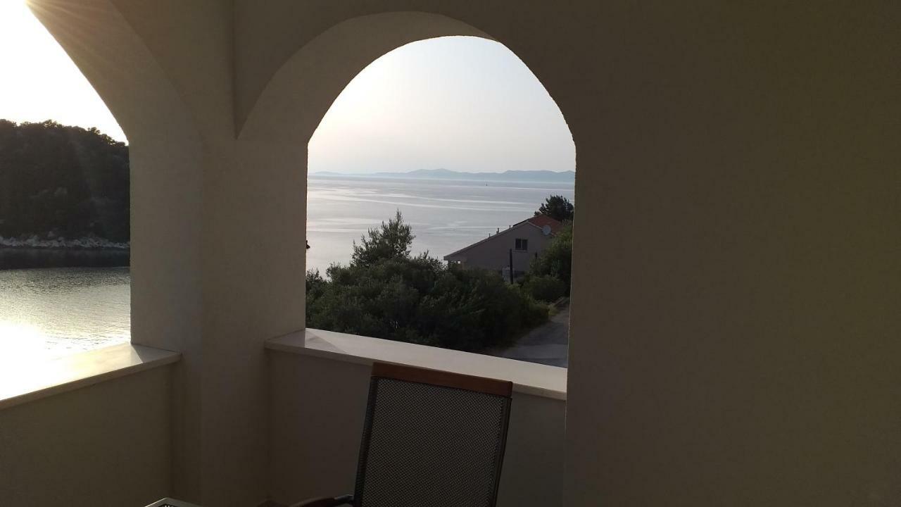 Apartment Zaklopatica Lastovo Buitenkant foto